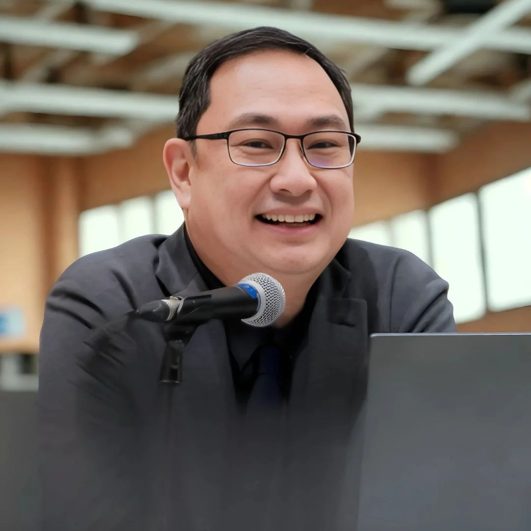 อ.พันธุ์ทิตต์ สิรภพธาดา