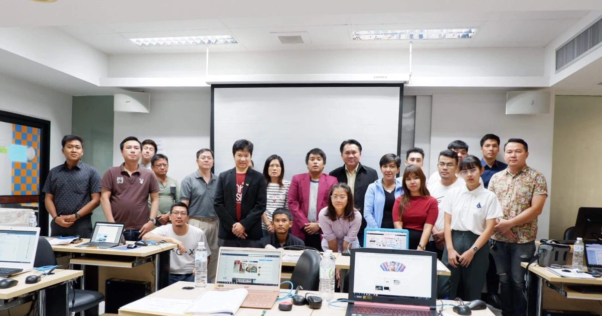 ภาพบรรยากาศคอร์สอบรม Facebook Ads and Marketing รุ่นที่ 1