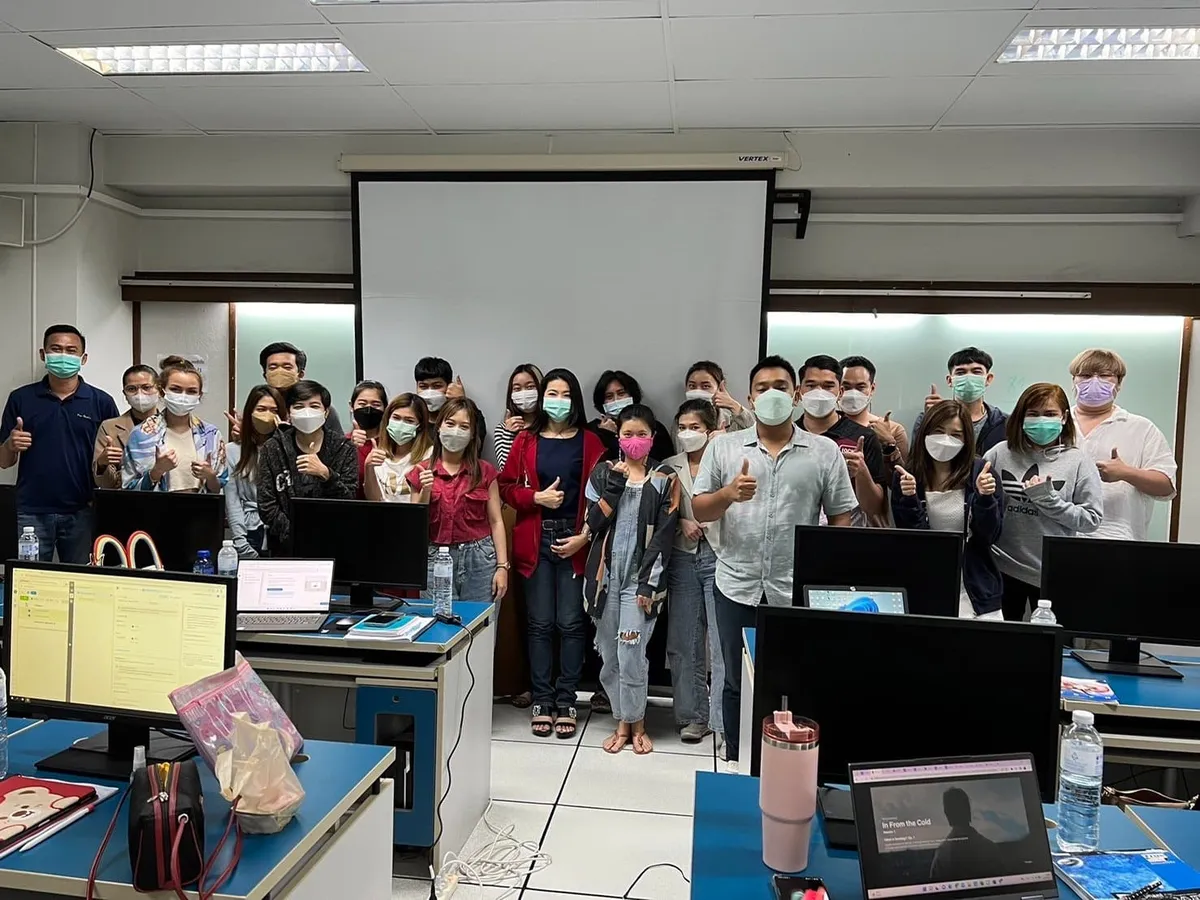 ภาพบรรยากาศอบรมคอร์ส Facebook Ads and Marketing รุ��่น 38