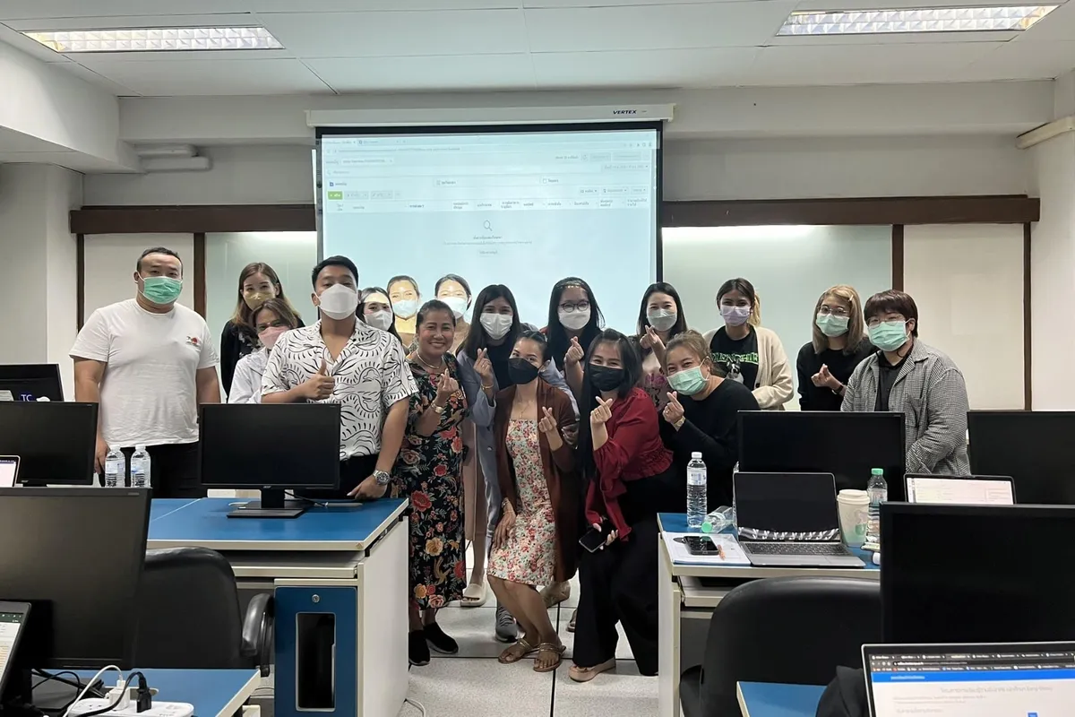 ภาพบรรยากาศอบรมคอร์ส Facebook Ads and Marketing รุ่น 40