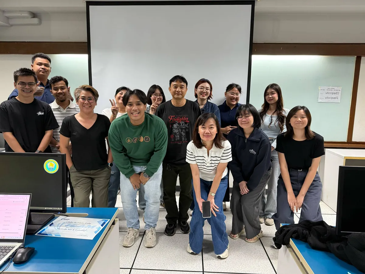 ภาพบรรยากาศอบรมคอร์ส Facebook Ads & Marketing รุ่น 65
