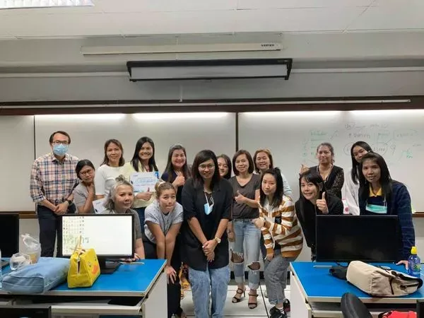 ภาพบรรยากาศอบรมคอร์ส Lazada / Shopee รุ่น 28