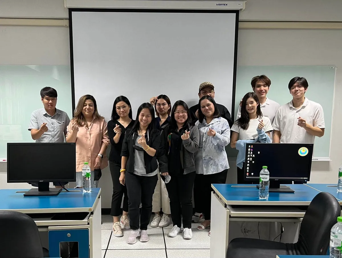 ภาพบรรยากาศอบรมคอร์ส ขายให้ปัง ให้รวยด้วย Lazada / Shopee รุ่น 44