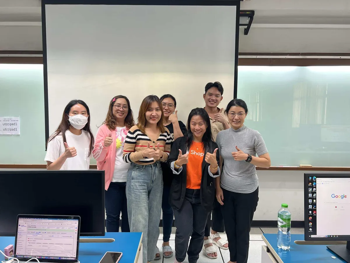 ภาพบรรยากาศอบรมคอร์ส ขายให้ปัง ให้รวยด้วย Lazada / Shopee รุ่น 49