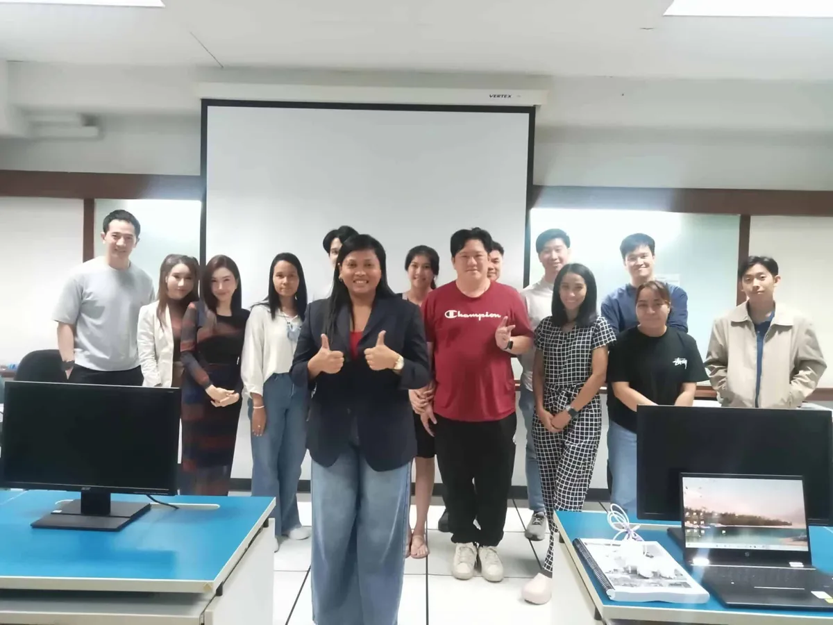 ภาพบรรยากาศอบรมคอร์ส ขายให้ปัง ให้รวยด้วย Lazada / Shopee รุ่น 55