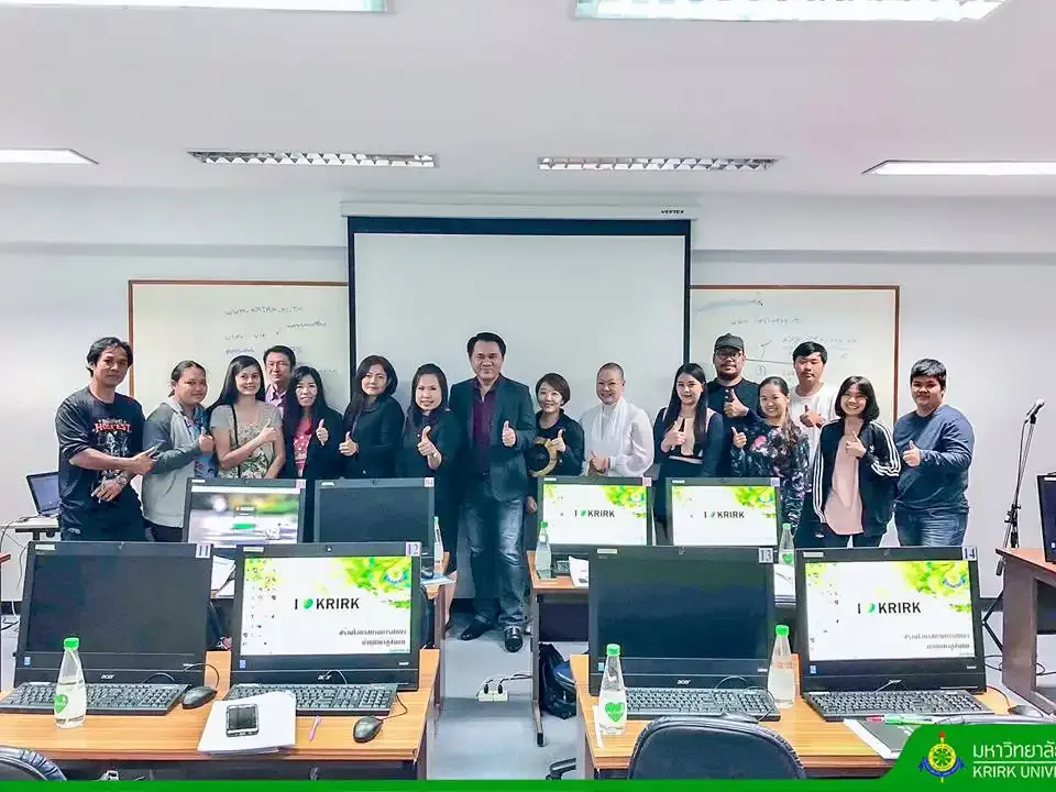 ภาพบรรยากาศภายในงานสัมม��นา เทคนิคขายของออนไลน์ให้ปัง ให้รวย รุ่นที่ 5